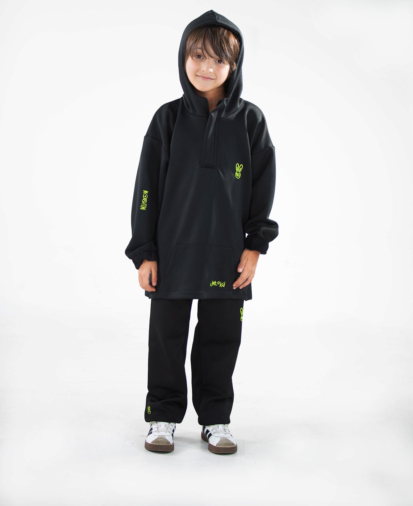 HOODIE MILOOW BLACK - UNFILTERED