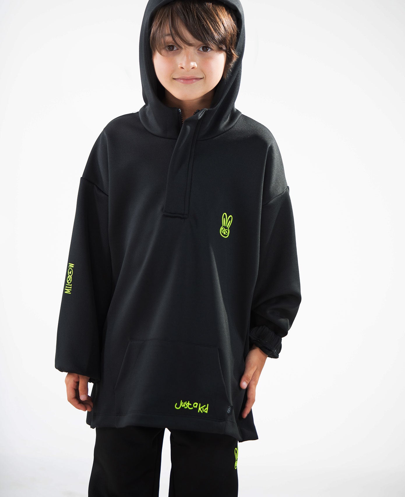 HOODIE MILOOW BLACK - UNFILTERED